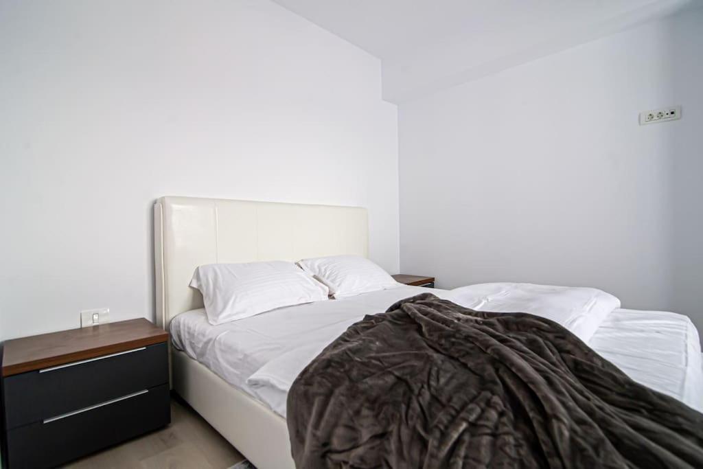 City Center Accomodation- 401 Resita Extérieur photo